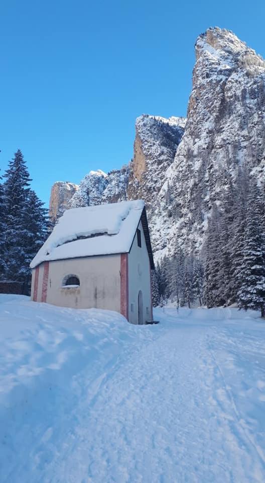 Garni Hotel Iris Selva di Val Gardena Exterior photo